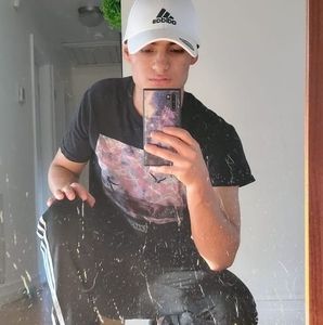 Meet your Posher, Juan